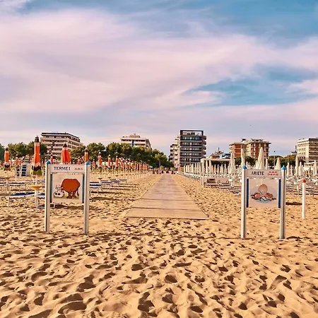 Smeralda Smart, 5 Posti Vicino Al Mare E Alle Terme 아파트